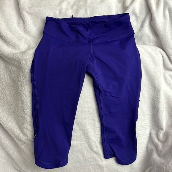 Lululemon Run: Fast and Free crop leggings size 6. - Picture 1 of 4